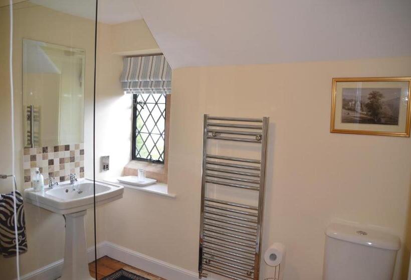 اتاق لوکس با تخت بزرگ, Florence Nightingale Suites At Lea Hurst