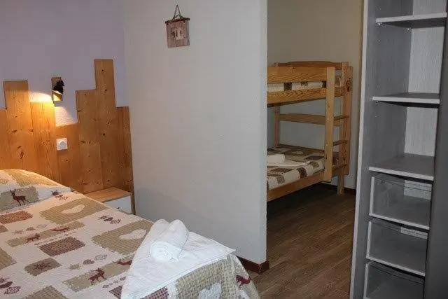 Perhehuone Vuoristonäkymä, Gîte Châtel