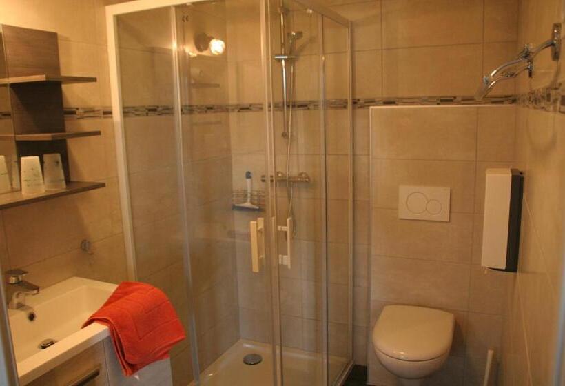 패밀리 룸 산 전망, Gîte Châtel