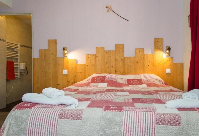 스탠다드 룸 산 전망, Gîte Châtel