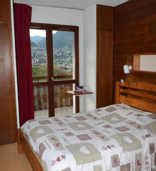 Номер Стандарт, Gîte Châtel