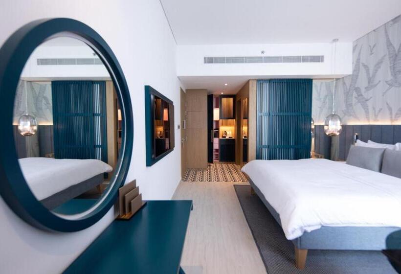 带阳台的豪华间, C Central Hotel And Resort The Palm