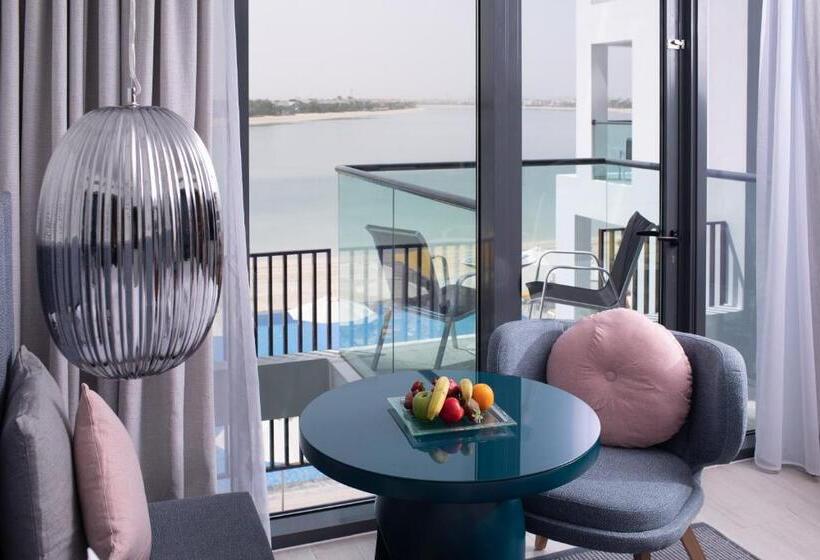 Premium room with view, C Central Hotel And Resort The Palm