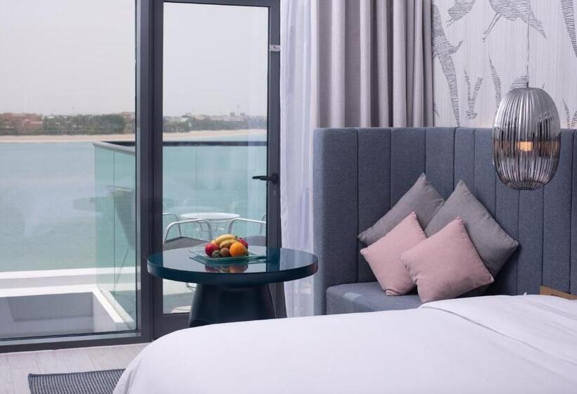 Premium room with view, C Central Hotel And Resort The Palm