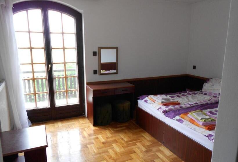 Номер Deluxe, Peregrino Panzio