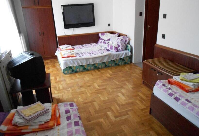 Четырехместный Номер Стандарт, Peregrino Panzio