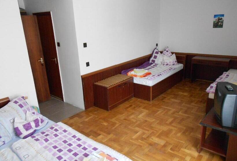 Четырехместный Номер Стандарт, Peregrino Panzio