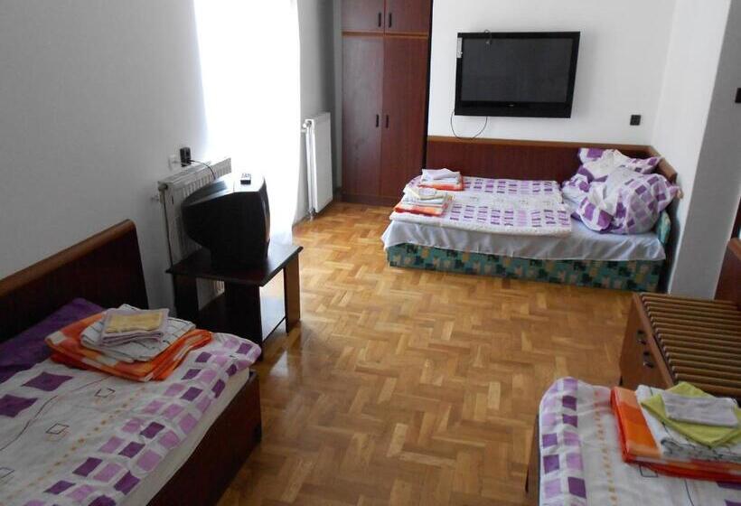 Четырехместный Номер Стандарт, Peregrino Panzio