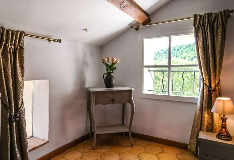 スタンダードルーム, La Ferme Des Belugues