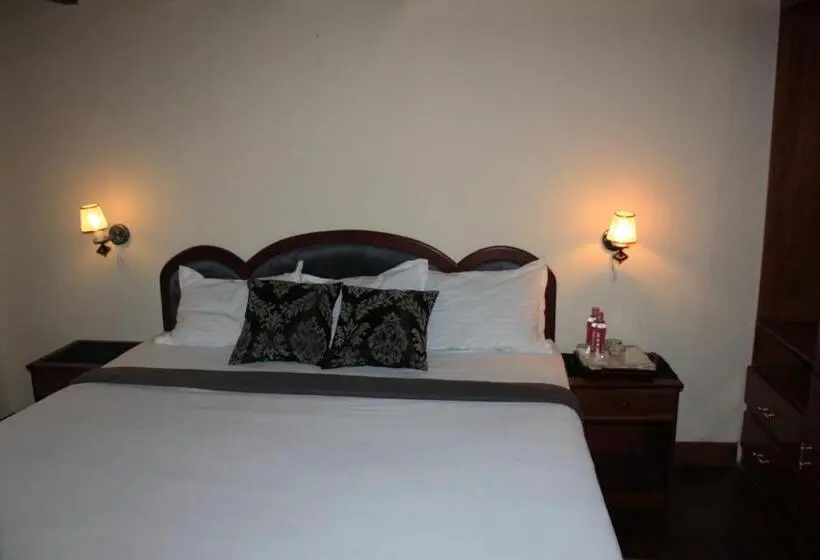 اتاق لوکس, Lady Horton Bungalow