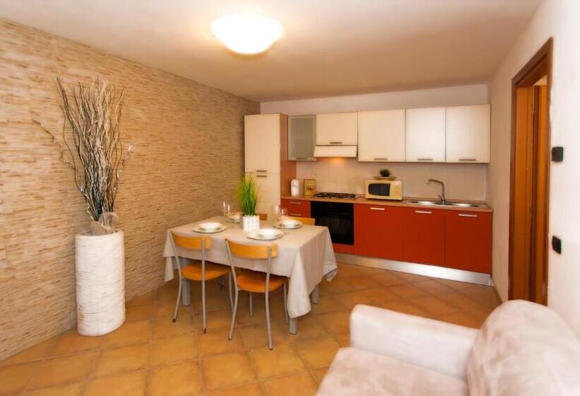 Апартаменты 1 Спальня, Residence Delle Rose