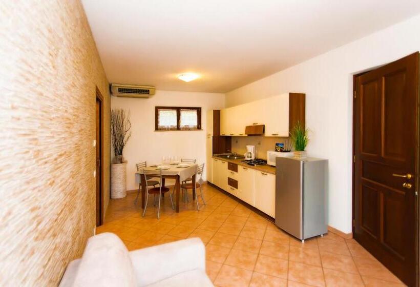 Апартаменты 1 Спальня, Residence Delle Rose