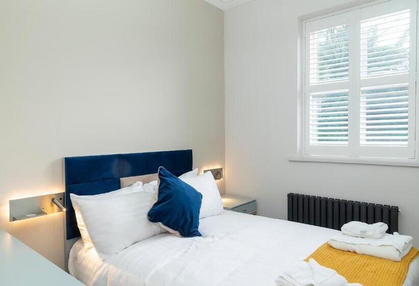 חדר סטנדרט, The Psalter