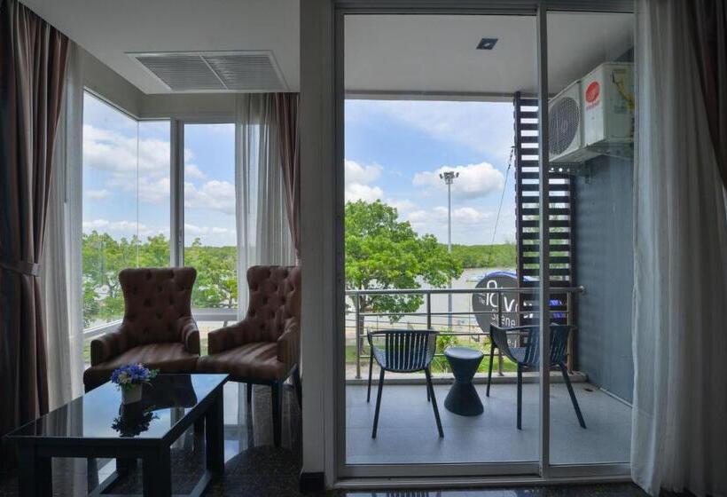 디럭스 룸 바다 전망, The River Scene