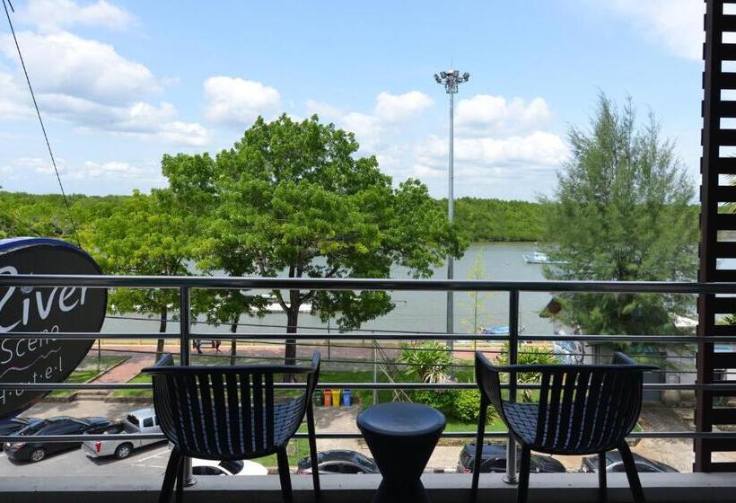 디럭스 룸 바다 전망, The River Scene