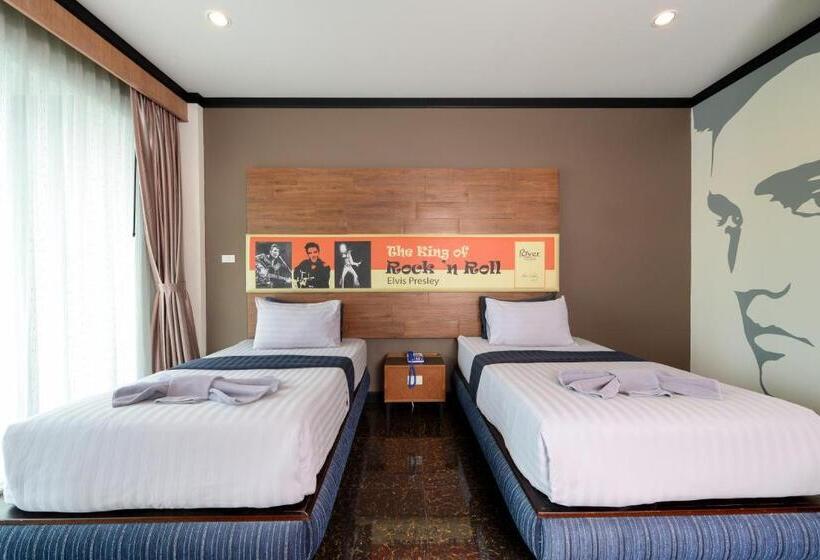 수피리어 룸 바다 전망, The River Scene