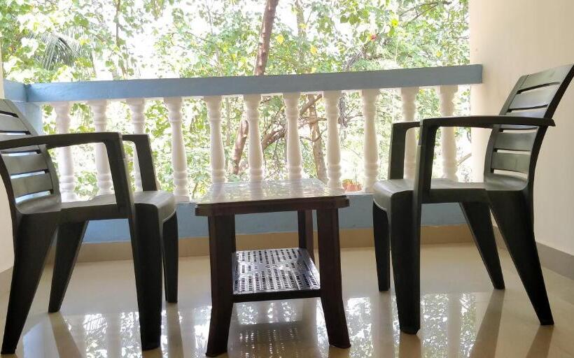 חדר סטנדרט עם מרפסת, Dom S Inn