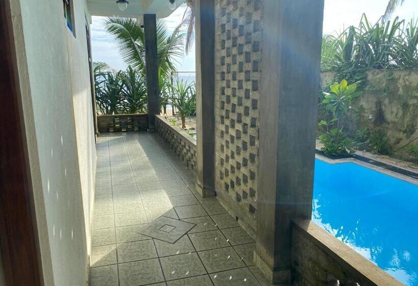 Номер Стандарт Вид на Сад, Mirage Beach House At Morava Court