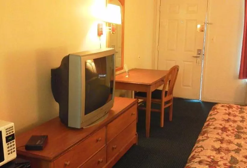 キングサイズベッドのスタンダードルーム, Econo Lodge Inn & Suites Enterprise