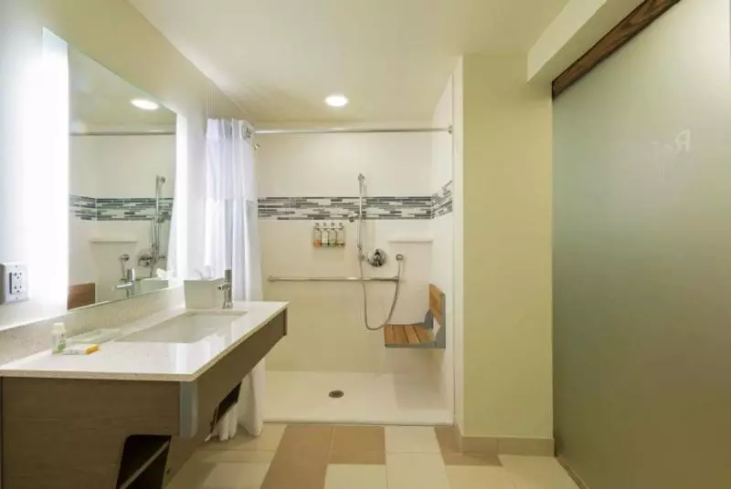身障者適用スイートルーム, Even Hotel Rockville   Washington, Dc Area, An Ihg