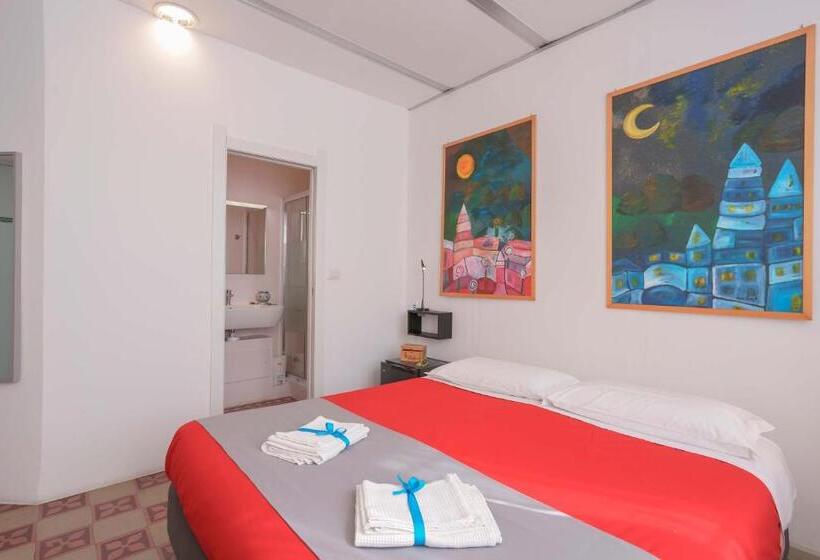 Habitació Estàndard, Casa Diaz