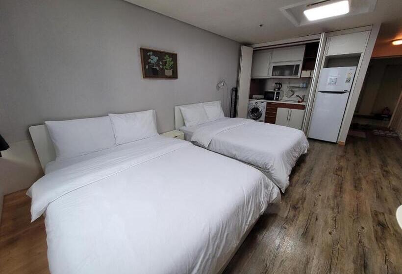 Quarto Quádruplo Standard, Shseoul