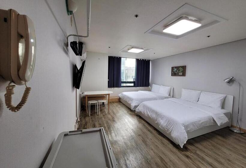 Quarto Quádruplo Standard, Shseoul