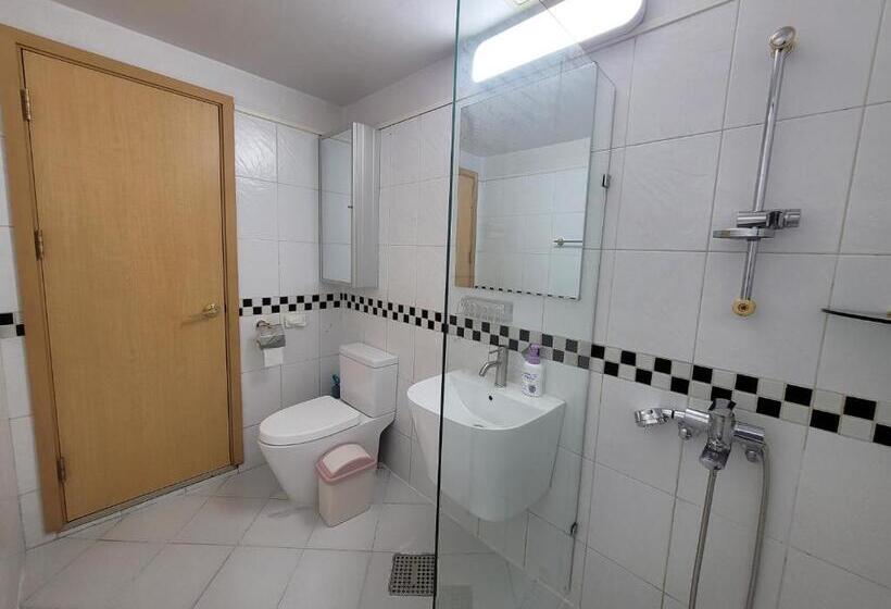 Quarto Quádruplo Standard, Shseoul