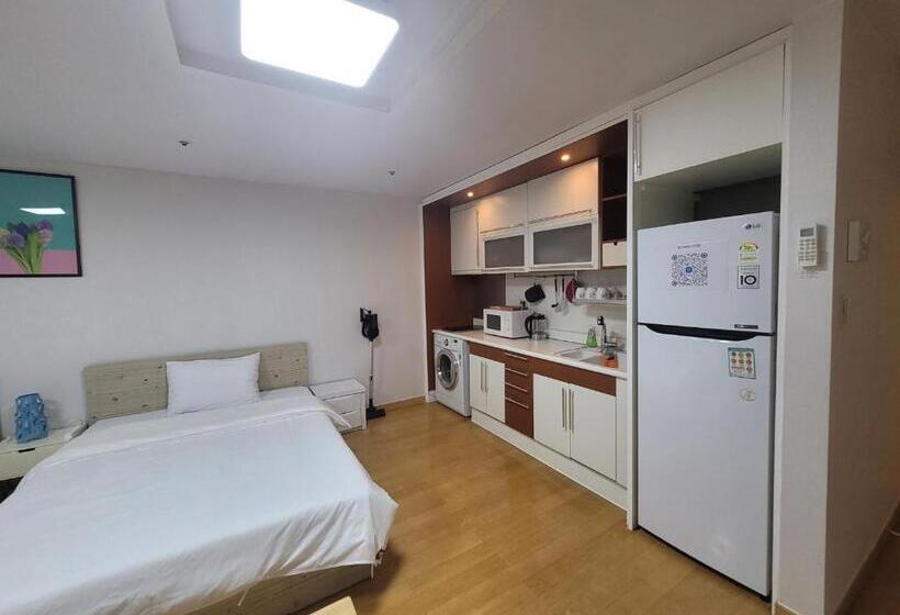 Quarto Familiar, Shseoul