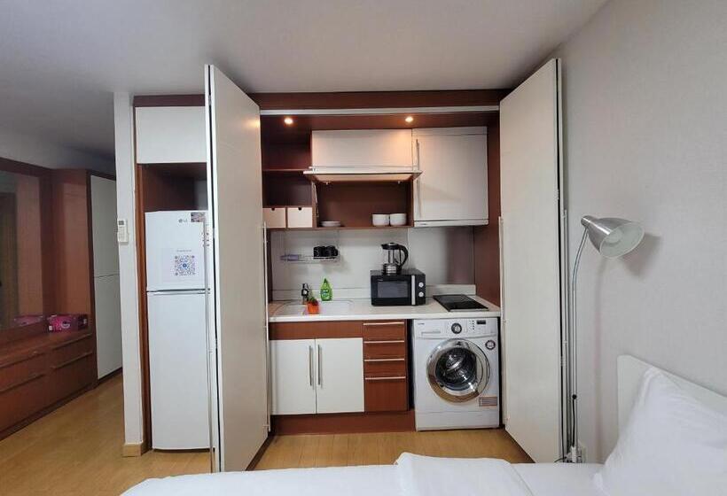 Quarto Quádruplo Standard, Shseoul