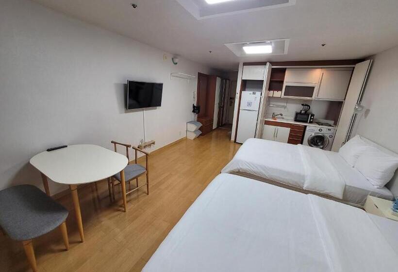 Quarto Quádruplo Standard, Shseoul