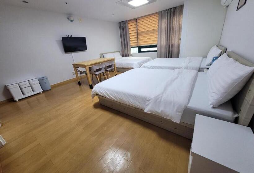 Quarto Familiar, Shseoul