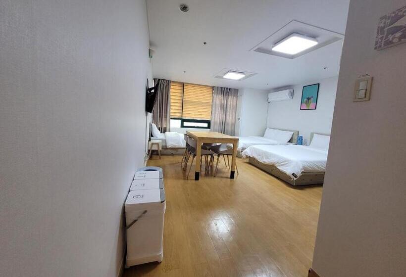 Quarto Familiar, Shseoul