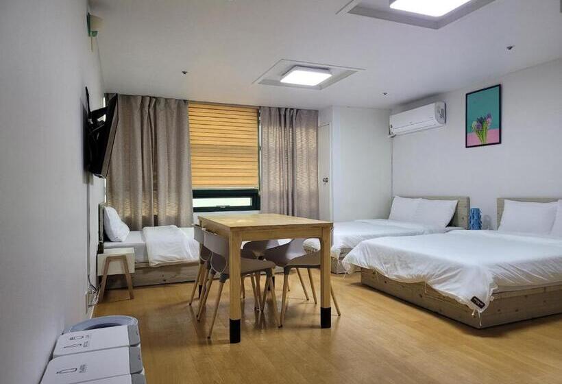 Quarto Familiar, Shseoul