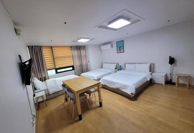 Quarto Familiar, Shseoul