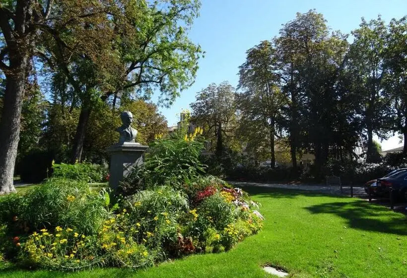 اتاق استاندارد, Face Au Jardin