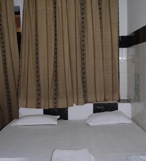 Номер Deluxe, Sai Palace Walking Distance From Taj Mahal  View Of Taj Mahal