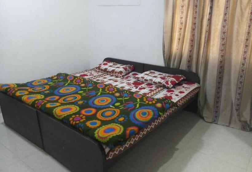 Классический Номер, Sai Palace Walking Distance From Taj Mahal  View Of Taj Mahal