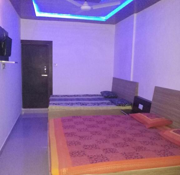 Family Suite, Sai Palace Walking Distance From Taj Mahal  View Of Taj Mahal