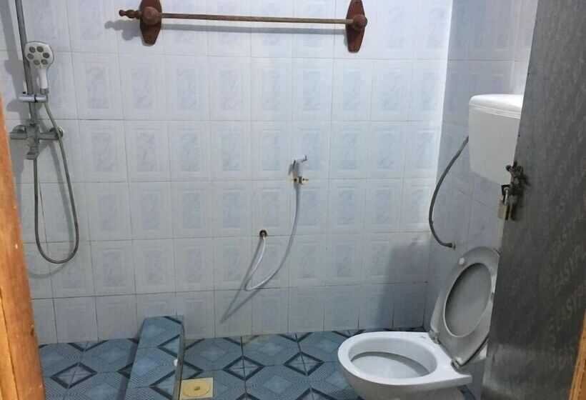 اتاق استاندارد, Ames Nungwi