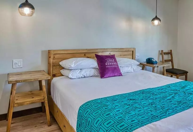 اتاق سوپریور با تخت بزرگ, Ramona Valley Inn