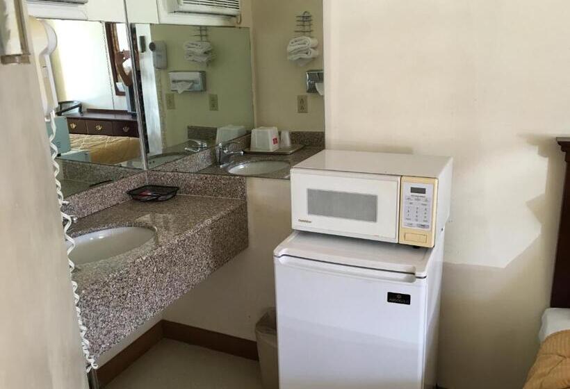 غرفه قياسيه سريرين مزدوجين, Red Carpet Inn  Gettysburg