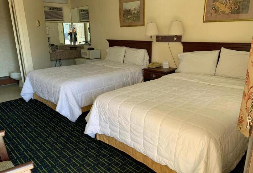 غرفه قياسيه سريرين مزدوجين, Red Carpet Inn  Gettysburg