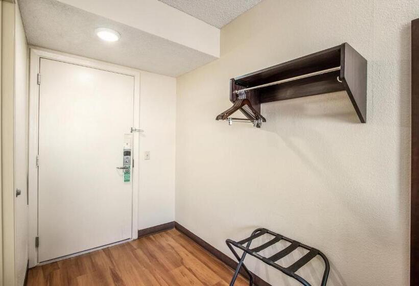 장애인용 디럭스룸, Red Roof Inn El Paso West