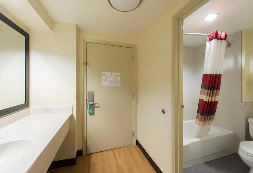 キングサイズベッドのスタンダードルーム, Red Roof Inn Houston  Brookhollow