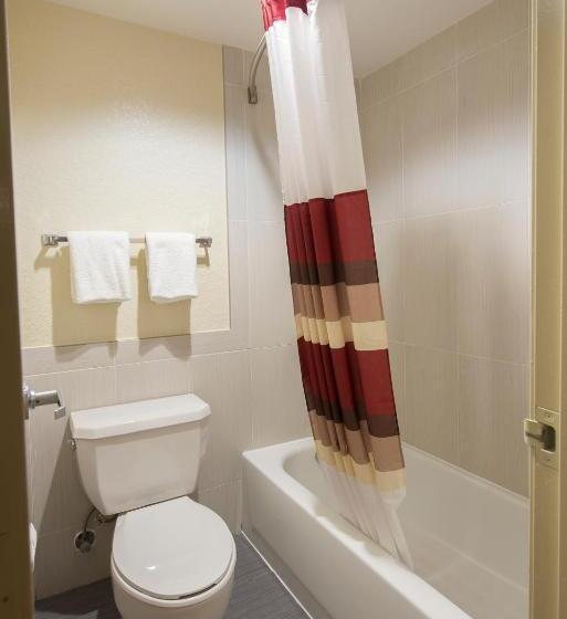 キングサイズベッドのスタンダードルーム, Red Roof Inn Houston  Brookhollow