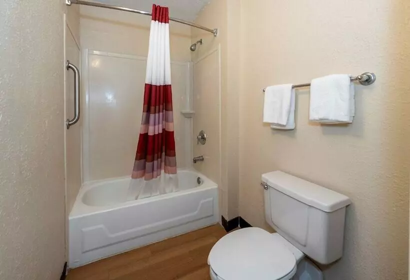 スーペリアールーム, Red Roof Inn Tinton Falls  Jersey Shore
