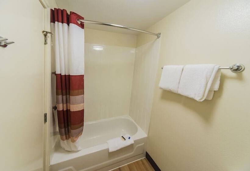 Люкс, Red Roof Inn Plus Raleigh Downtown Ncsu Conv Center