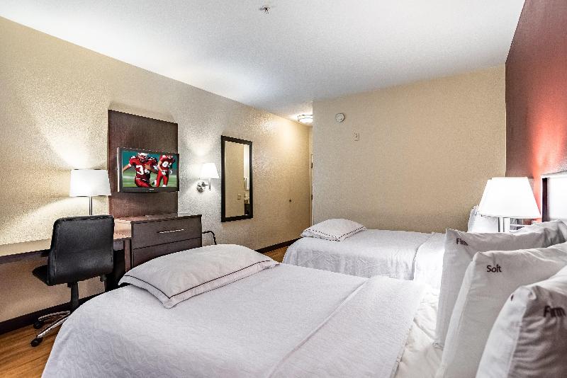 Номер Премиум, Red Roof Inn Plus Raleigh Downtown Ncsu Conv Center