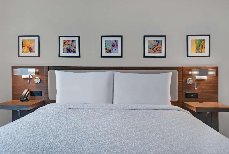 Номер Deluxe, Red Roof Inn Plus Raleigh Downtown Ncsu Conv Center